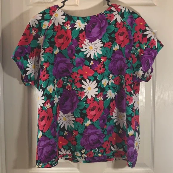 VINTAGE IMPRESSIONS of CALIFORNIA Floral Top - Picture 3 of 12